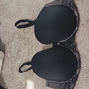 Lace Strapless Bra